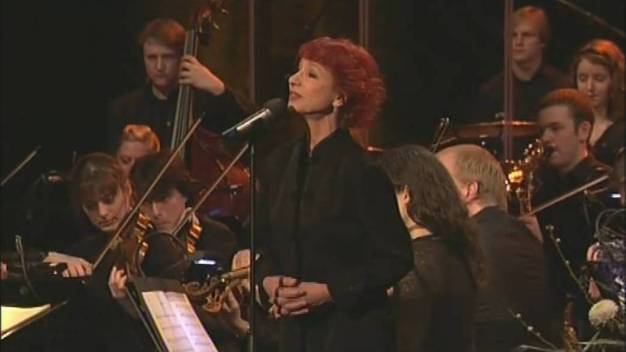 Esther Ofarim at the opening celebration, foto by ARD, 2009.