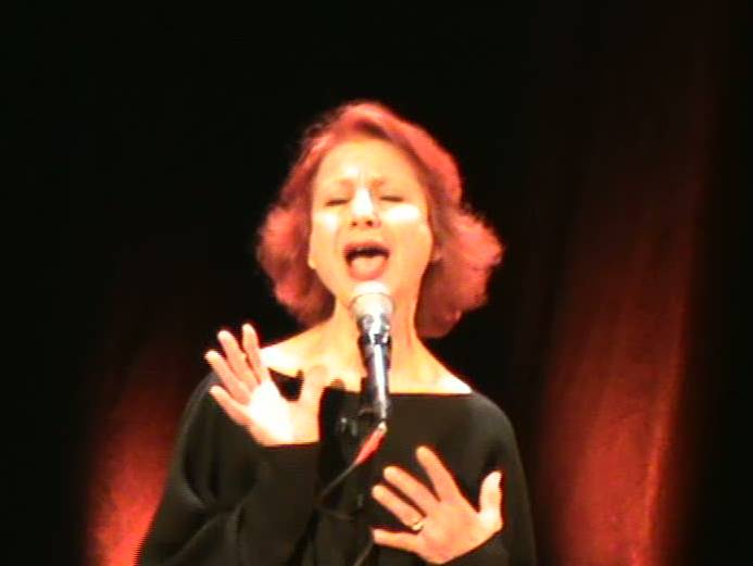 Esther Ofarim in Dortmund, 2011 foto (c) by Conny Drees